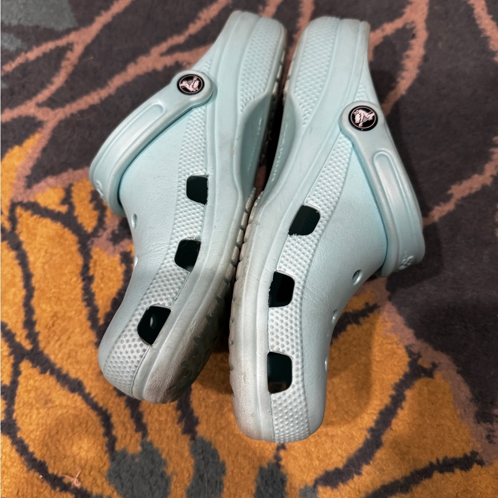 CROCS Baby Blue color Men’s size 10 Women’s size 8 - Picture 7 of 9